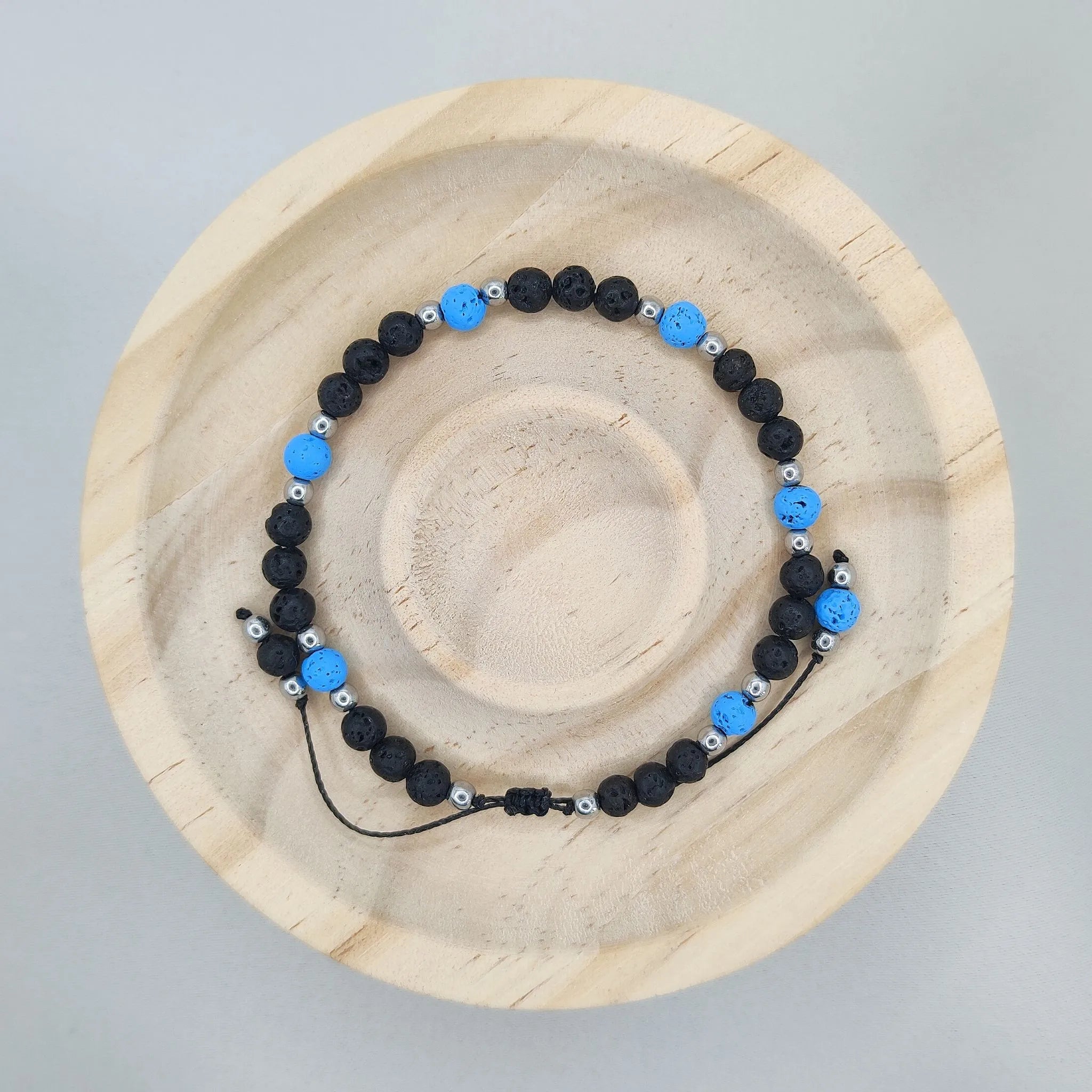 Bransoletka z lawy wulkanicznej