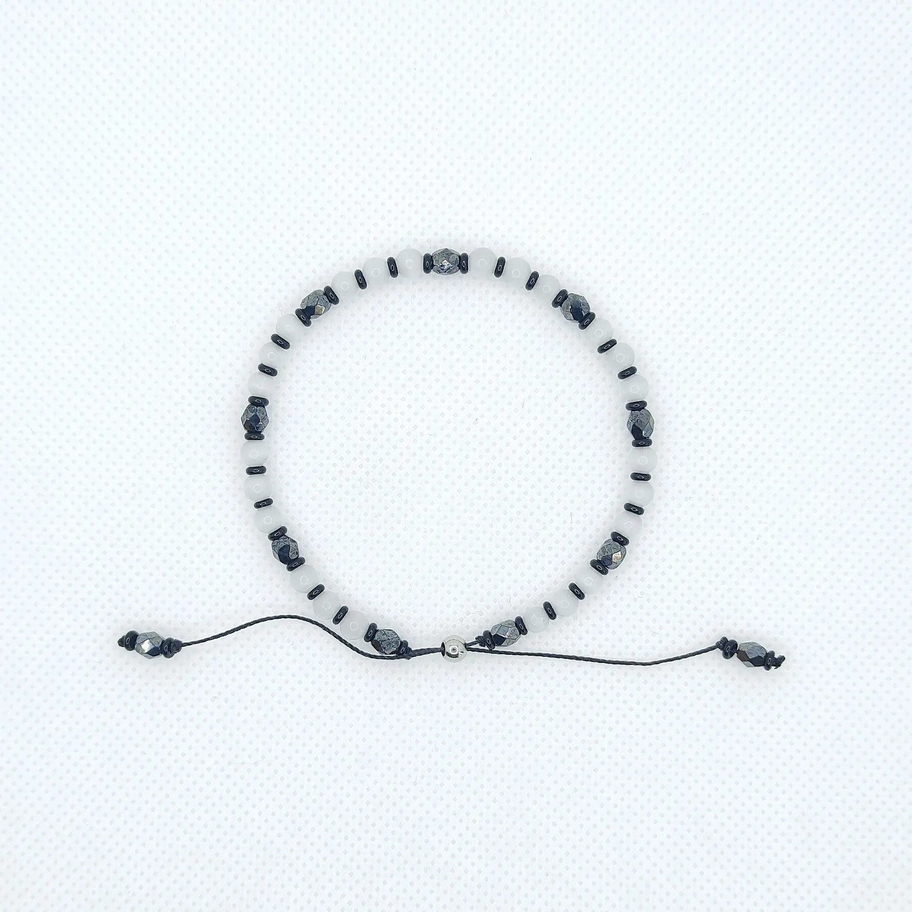 Bransoletka z białego kociego oka