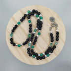 Naszyjnik z lawy wulkanicznej i zielonego trawionego agatu